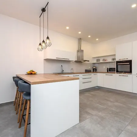 公寓 Angela Luxury I *