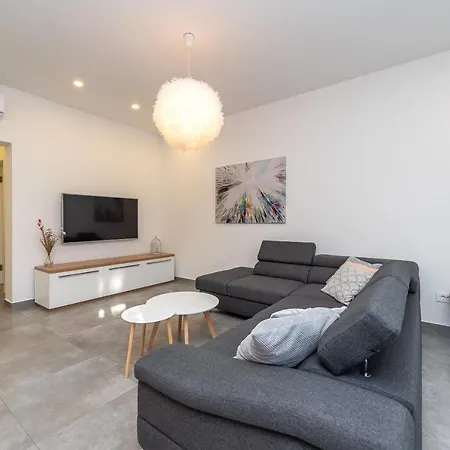 公寓 Angela Luxury I 扎达尔