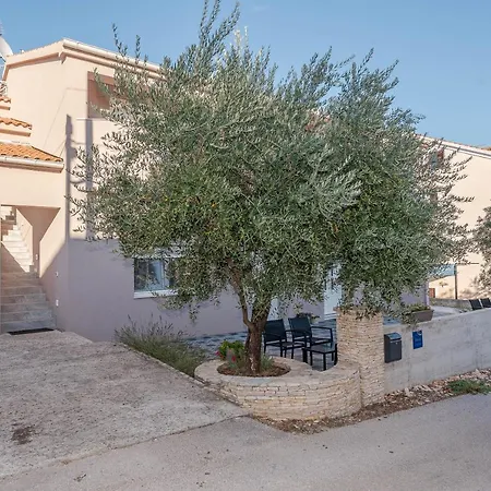 Angela Luxury I 公寓