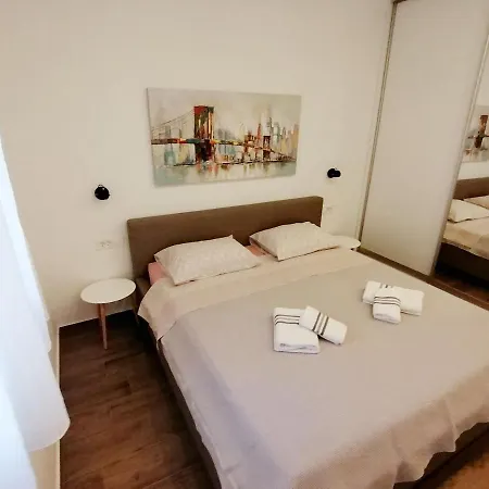 公寓 Angela Luxury I 扎达尔